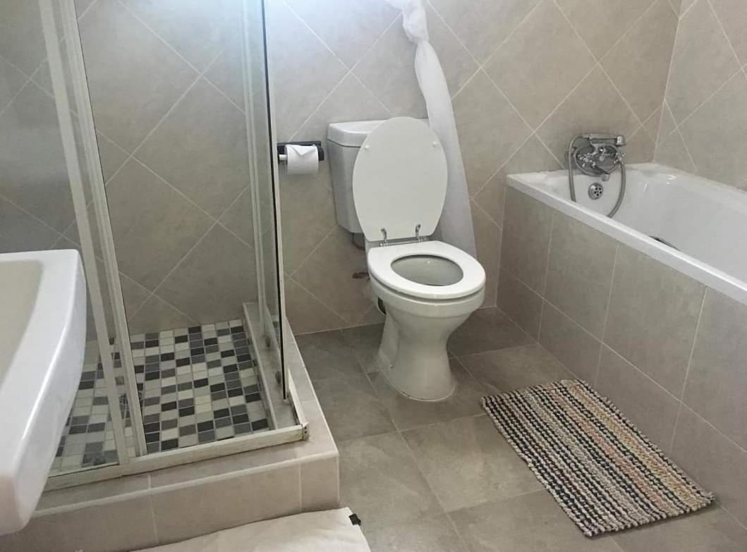 Aandrus Guesthouse Bloemfontein Buitenkant foto