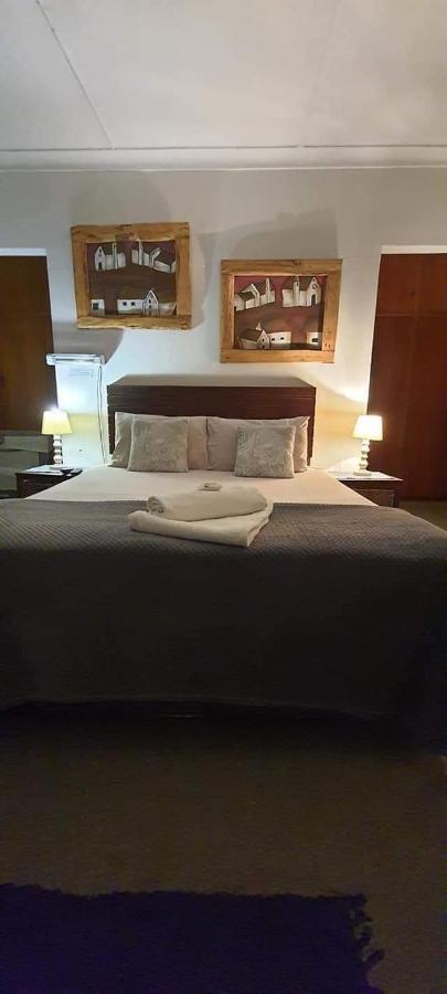 Aandrus Guesthouse Bloemfontein Buitenkant foto